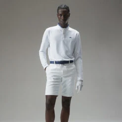 J.Lindeberg Tyson Long Sleeve Golf Polo Shirt -Golf Gear Sales J.Lindeberg Tyson LS Reg Fit Polo GMJT07801 0000 SHLIN154 WhiteNavy Peony Model 1